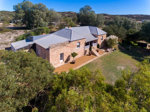 Mt Pleasant Holiday Homestead - Your Accommodation 3