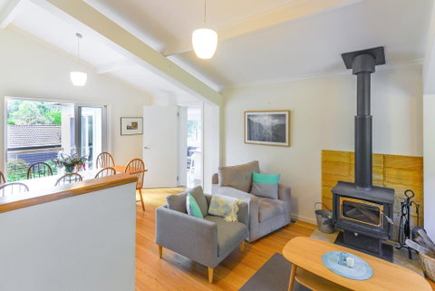 NATURE LOVERS DREAM // FIREPLACE //ACCESS TO HIKES - Your Accommodation 1