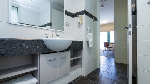 Dowler Apartments Subiaco - Your Accommodation 29