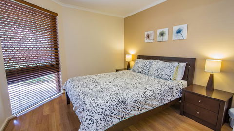 Dowler Apartments Subiaco - Your Accommodation 36