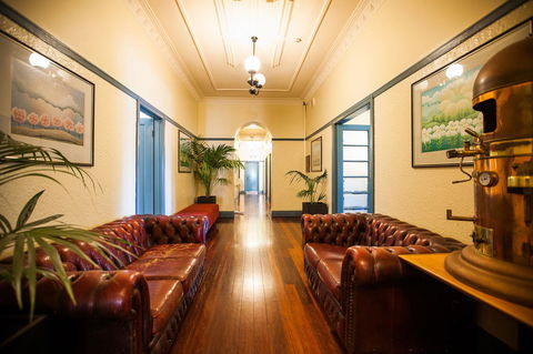 Captain Stirling Hotel - Your Accommodation 31