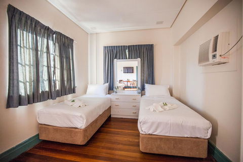 Captain Stirling Hotel - Your Accommodation 35