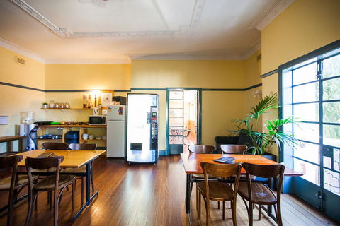 Captain Stirling Hotel - Your Accommodation 29