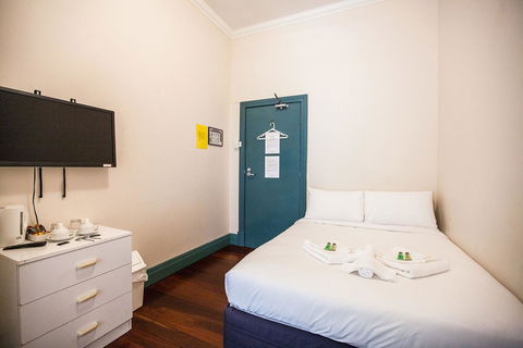 Captain Stirling Hotel - Your Accommodation 33