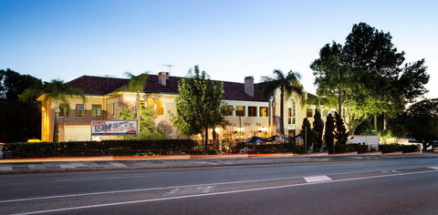 Captain Stirling Hotel - Your Accommodation 0