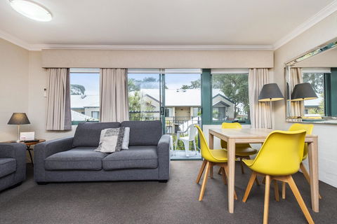 Subiaco Village 20 - Your Accommodation 1