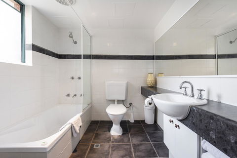 Subiaco Village 20 - Your Accommodation 15