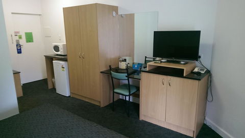 Baileys Parkside Motel By VetroBlu - Your Accommodation 14