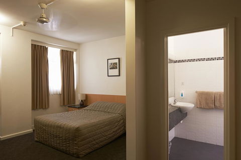 Baileys Parkside Motel By VetroBlu - Your Accommodation 15