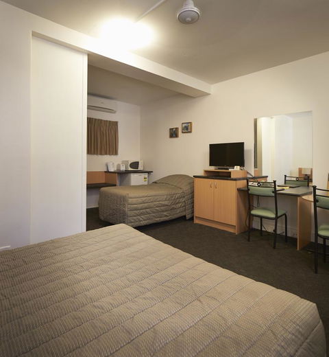 Baileys Parkside Motel By VetroBlu - Your Accommodation 8