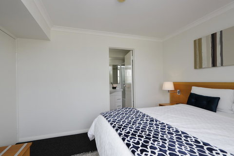 Hillarys Marina Apartment - Your Accommodation 26