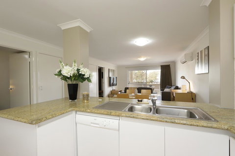 Hillarys Marina Apartment - Your Accommodation 12