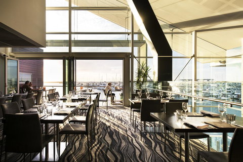 Hillarys Marina Apartment - Your Accommodation 39