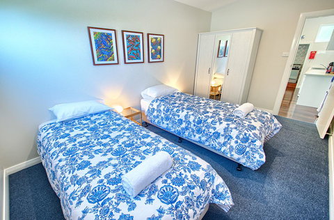 Jeffries Cottage - Your Accommodation 21