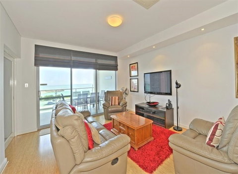Nautica Residences Mandurah - Your Accommodation 1