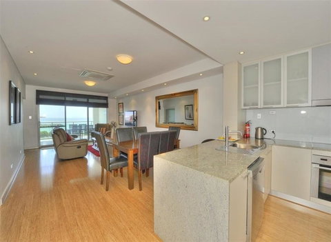 Nautica Residences Mandurah - Your Accommodation 6