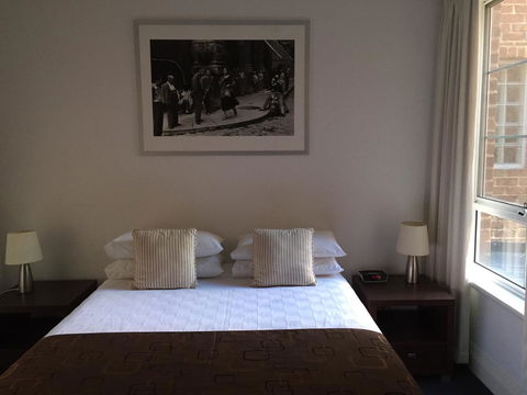 West End District Apartments - Your Accommodation 5