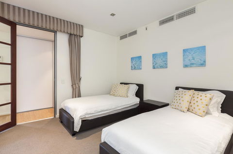 Gallery Serviced Apartments - Your Accommodation 9