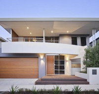 Adele's luxury South Beach apartment with King bed - Your Accommodation