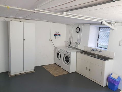 Stirling Apartments - Studio 1 - Your Accommodation 9