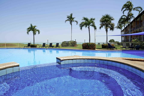 Moonlight Bay Suites - Your Accommodation 7