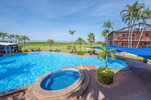 Moonlight Bay Suites - Your Accommodation 0