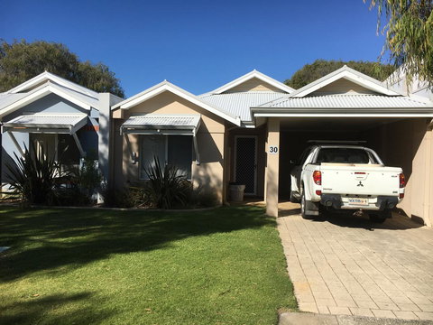 Geographe Bay Apartment - Your Accommodation 11