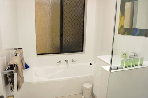 Suffolk House - Your Accommodation 15