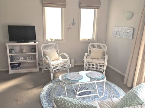 Fremantle Local Beach Studio - Your Accommodation 6