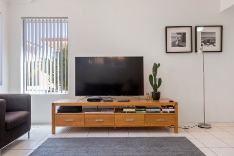 Cooper Street - Your Accommodation 2