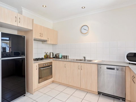 Cooper Street - Your Accommodation 25