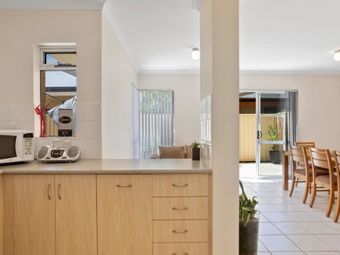 Cooper Street - Your Accommodation 32
