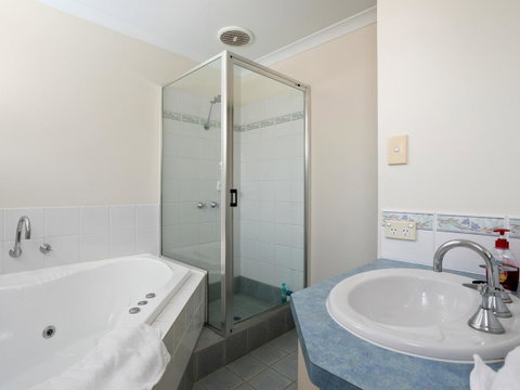 Cooper Street - Your Accommodation 14