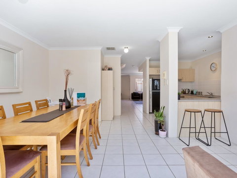 Cooper Street - Your Accommodation 34