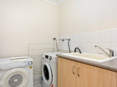 Cooper Street - Your Accommodation 36