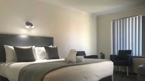 Hotel Clipper - Your Accommodation 0