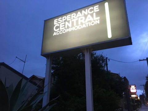 Esperance Central Accommodation - Your Accommodation 12