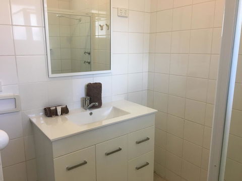 Esperance Central Accommodation - Your Accommodation 10