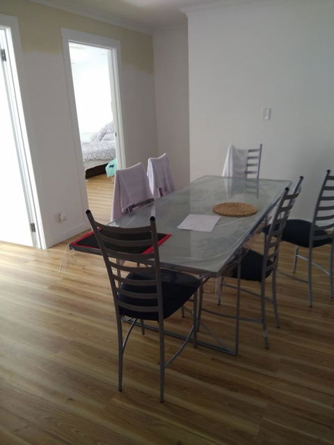 DIANELLA Budget Rooms Happy Place To Stay - Your Accommodation 16