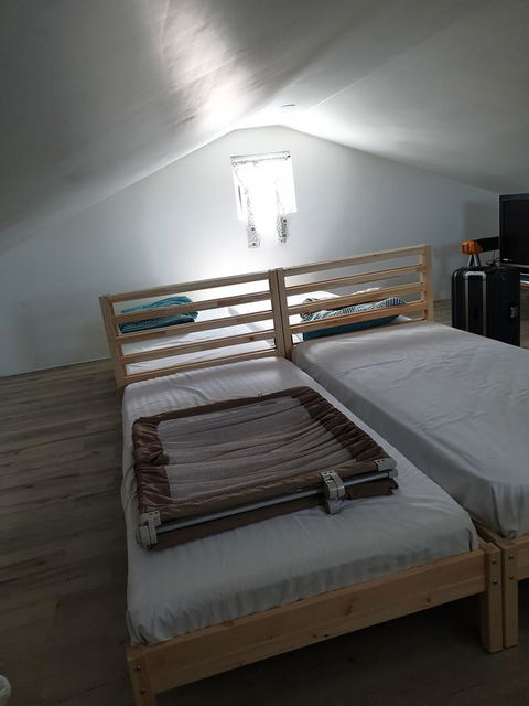 DIANELLA Budget Rooms Happy Place To Stay - Your Accommodation 5