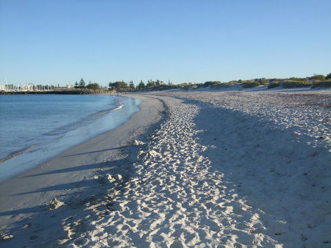 Gypsy Cottage - Your Accommodation 2