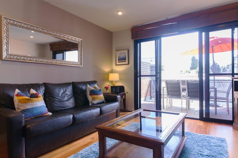 Cloisters - Your Accommodation 4