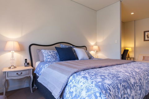 Cloisters - Your Accommodation 9