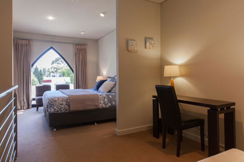 Cloisters - Your Accommodation 12