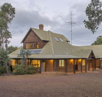 212 Yungarra - Your Accommodation