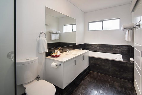 Churchill Studios - Your Accommodation 1