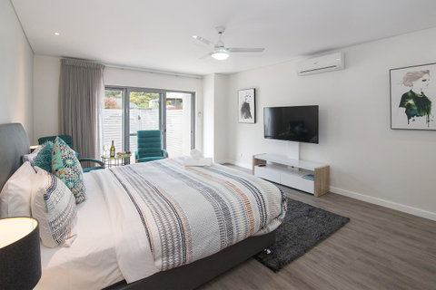 Churchill Studios - Your Accommodation 2