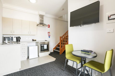 Nightcap At The Ship Inn - Your Accommodation 31