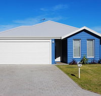 The beach house - Your Accommodation