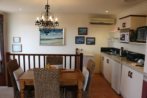 Crossland House - Your Accommodation 15